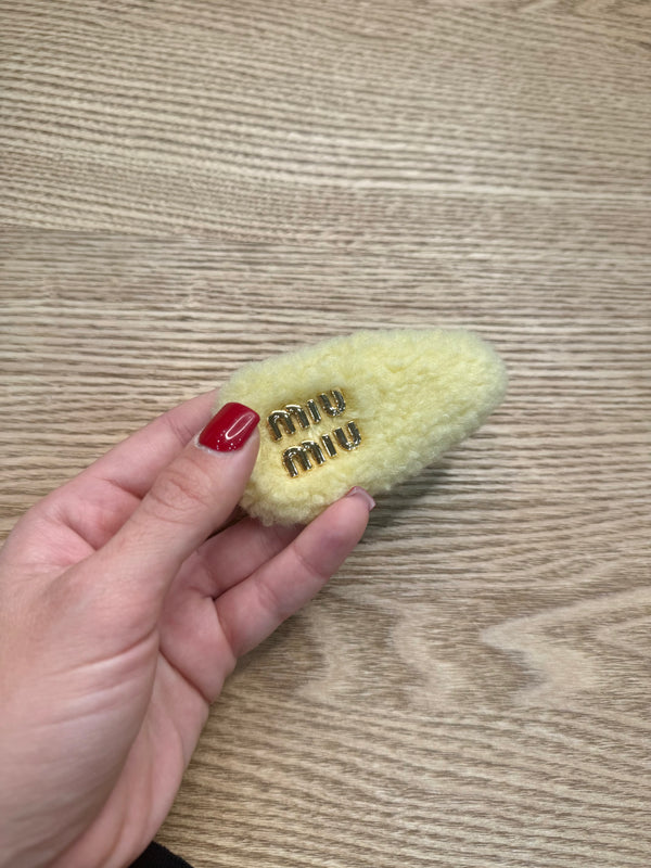 Molletta big teddy gialla miumiu