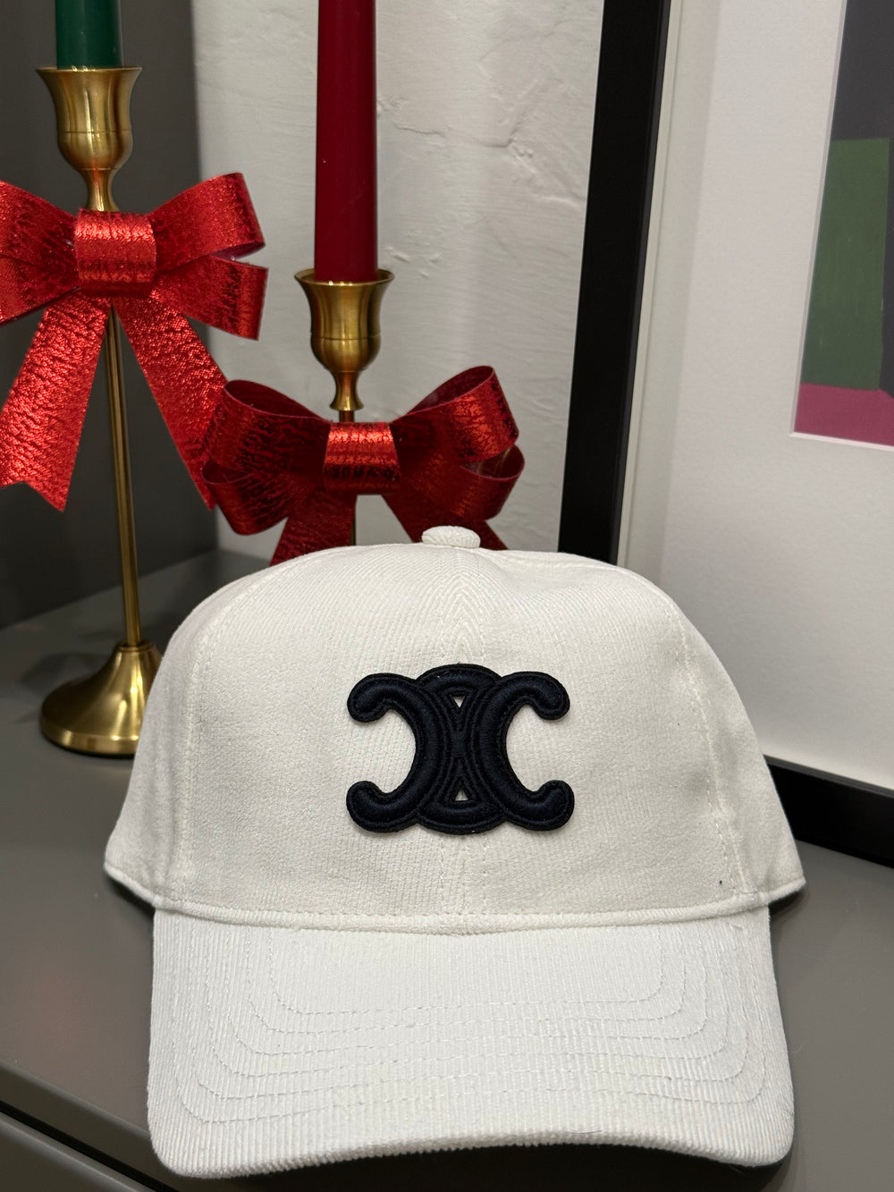 Cappello Celine velluto bianco logo blu