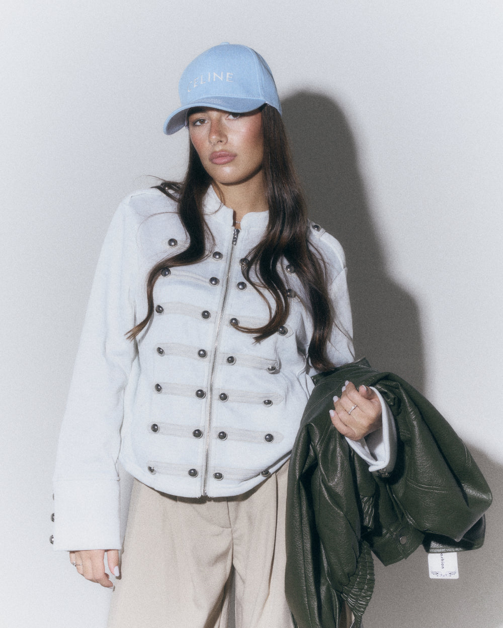 Felpa oversize con bottoni metallici