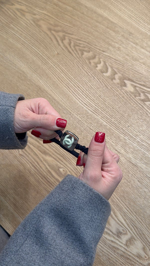 Elastico/bracciale chanel logo bianco