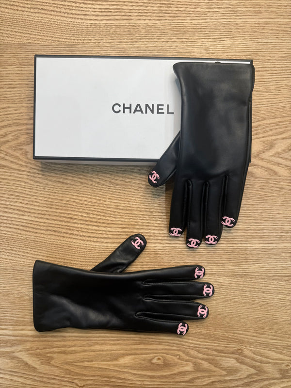 Guanti in pelle chanel loghi rosa