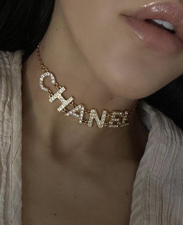 Collare Lettering Crystal cc