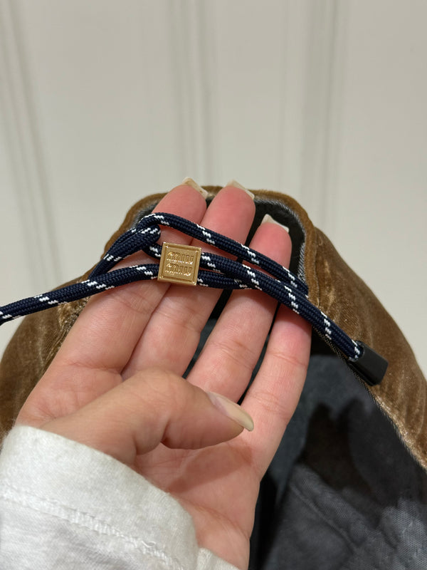 Cappello velluto e cordoncino miumiu