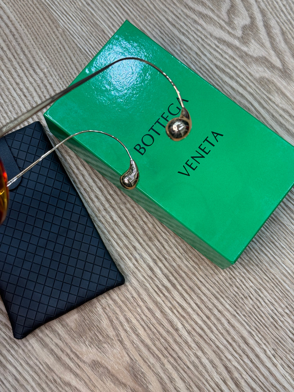 Occhiali aviator stecche Gold bottega