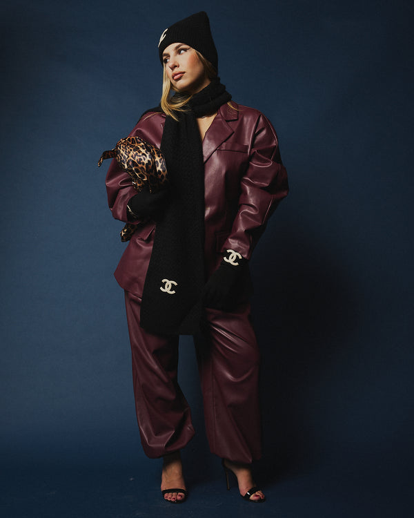 Tailleur in pelle over bordeaux