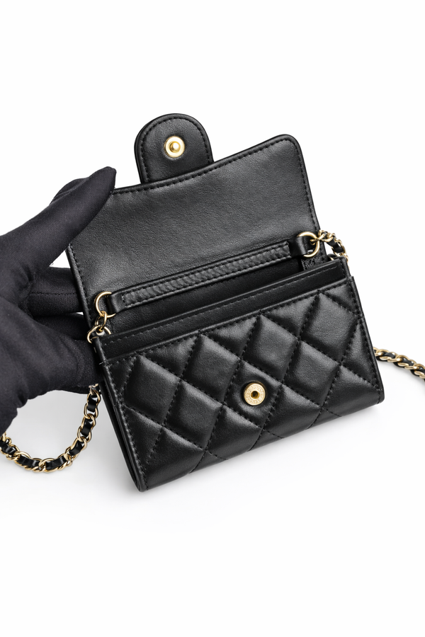 Catena con mini pochette nero/oro cc