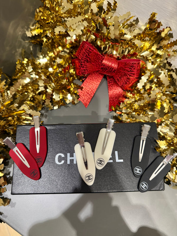 Coppia mollette chanel rosso