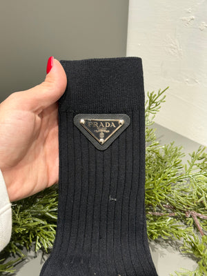 Calzini neri coste logo prada