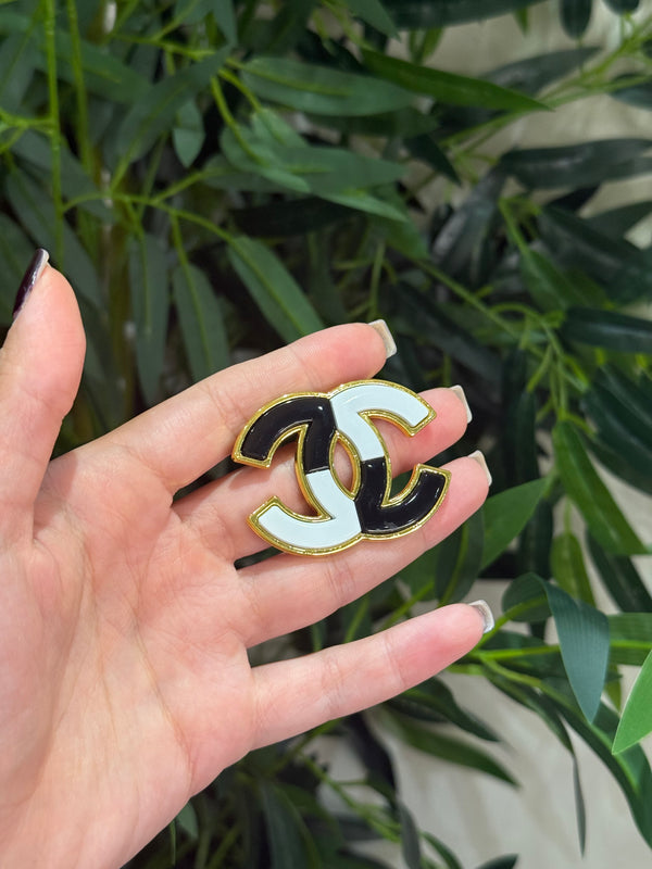 Spilla chanel black & white