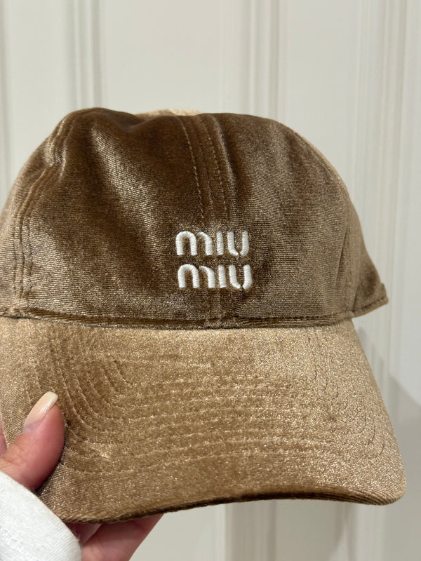 Cappello velluto e cordoncino miumiu