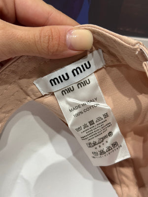 Cappello con visiera a contrasto miumiu