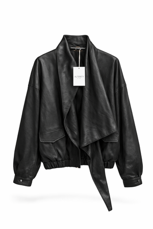 Bomber soft in pelle con accessorio hooded