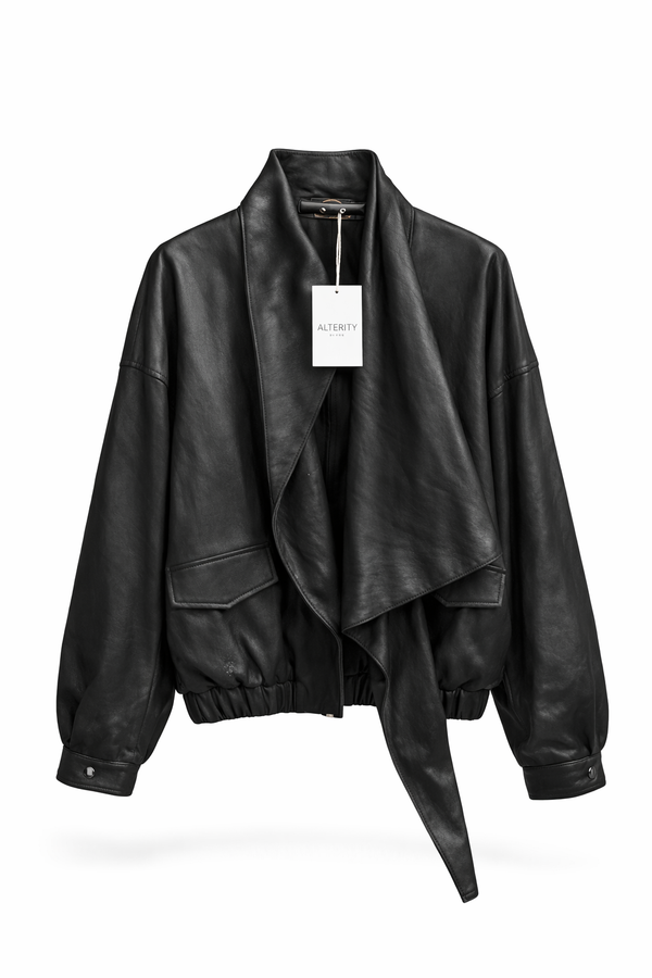 Bomber soft in pelle con accessorio hooded