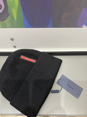 Cappello Prada logo rosso