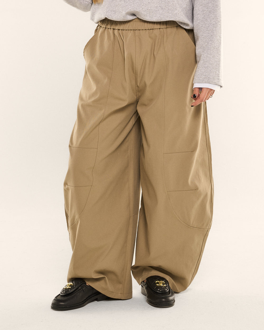 Pantalone utility chic