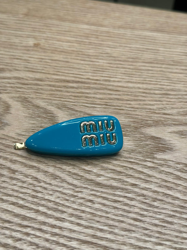 Molletta miumiu smaltata turchese