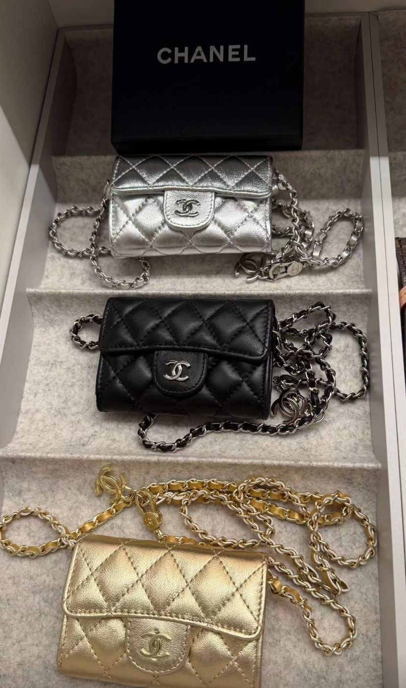 Catena con micro pochette silver
