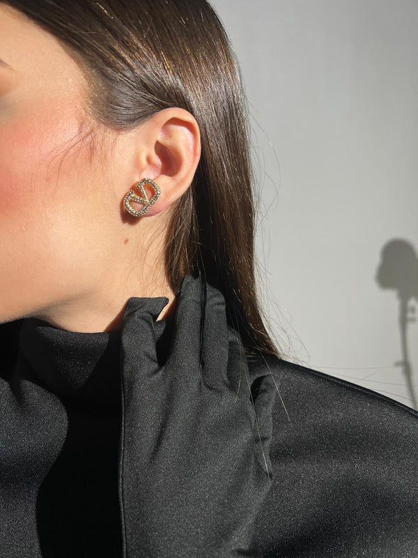 Orecchini a lobo con design grafico e micro cristalli small