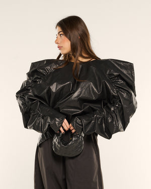 Top “Black Edge”