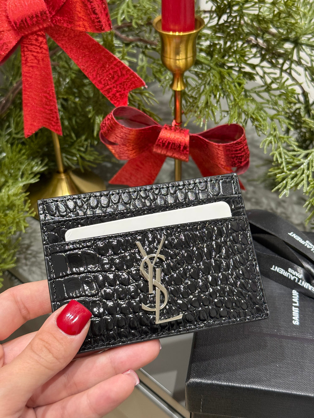 Portacarte martellato in vernice YSL nero