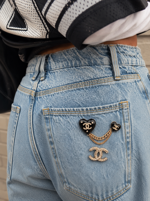 Spilla heart chain