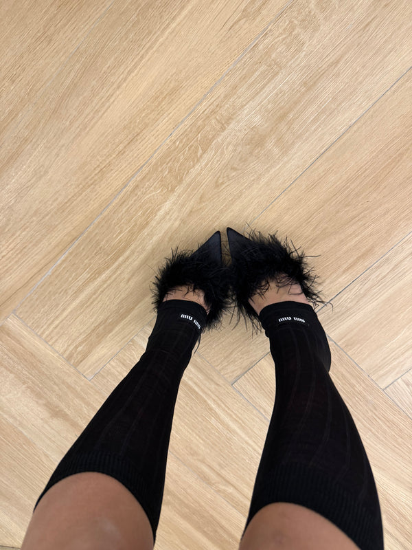 Calzini lunghi Miu Miu neri rigati con logo