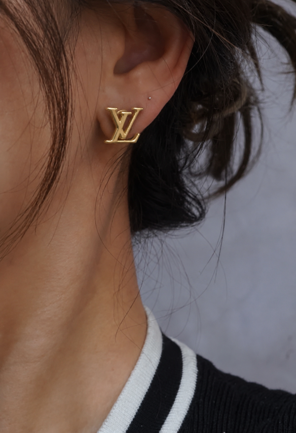 Orecchini gold micrologo lv