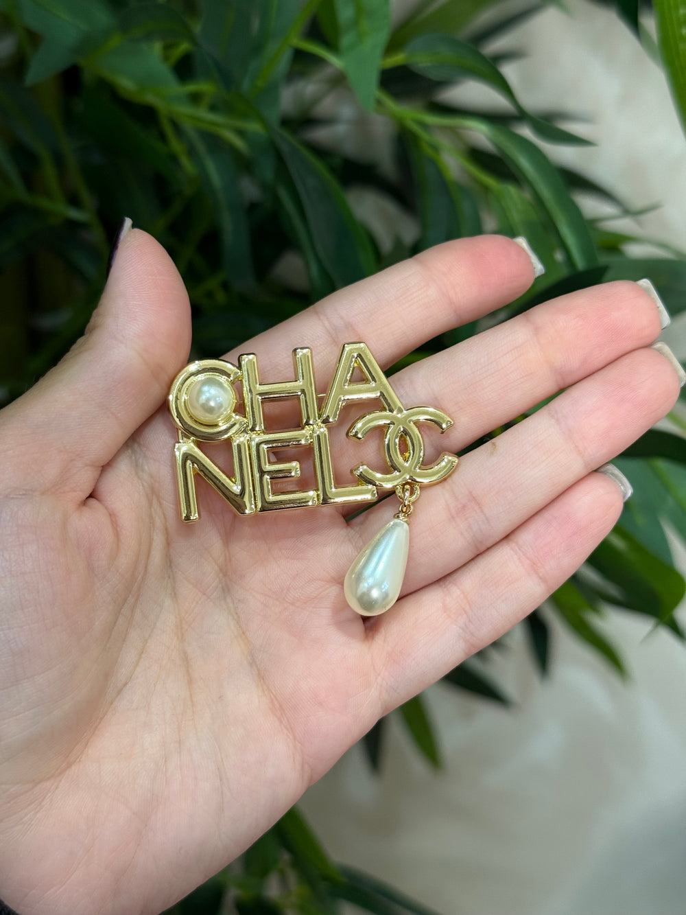 Spilla chanel perla goccia gold