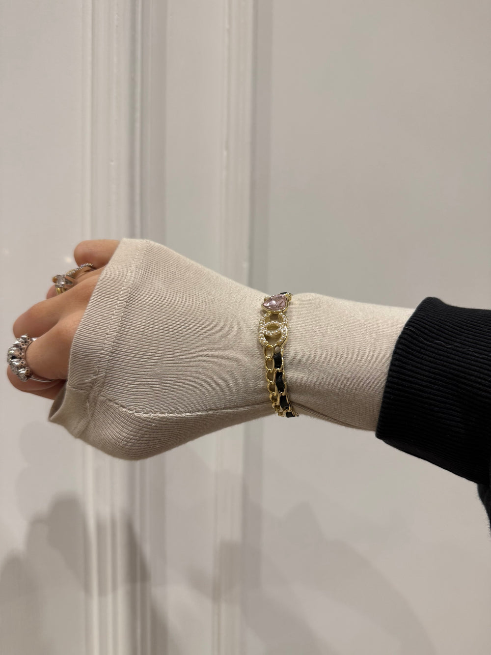 Bracciale rigido cuore rosa chanel