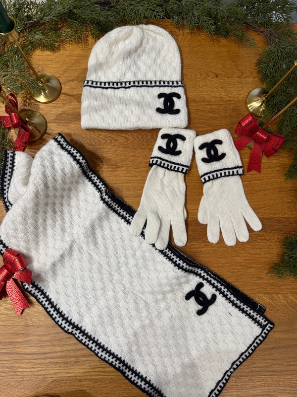 Completo lana tre pezzi chanel bianco