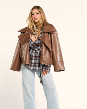 Giacca di pelle semilucida oversized