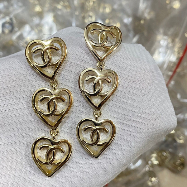 Orecchini cuore pendente