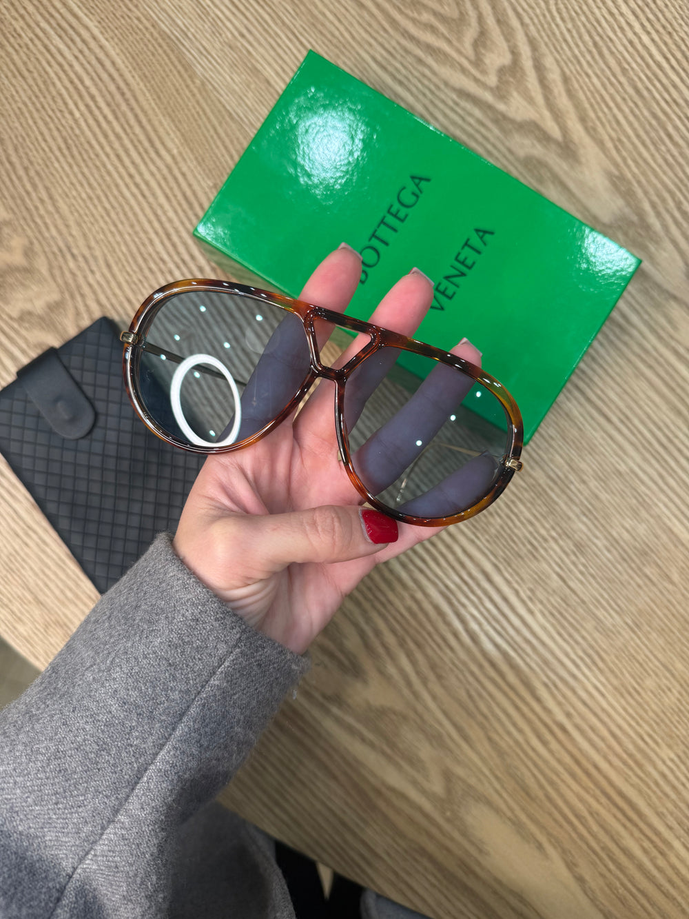 Occhiali aviator stecche Gold bottega