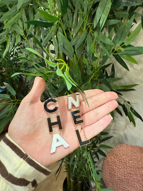 Orecchini chanel black e white