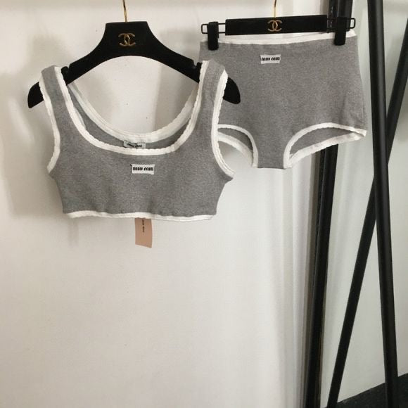 Set coordinato slip e top miu