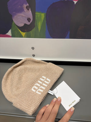 Cappello miumiu classic beige soft