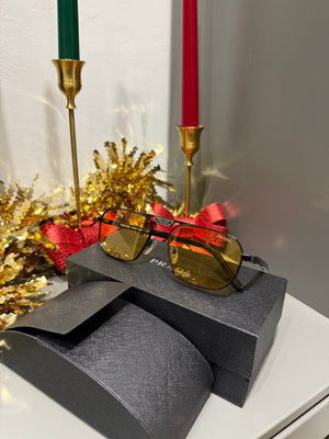 Occhiali Prada sporty